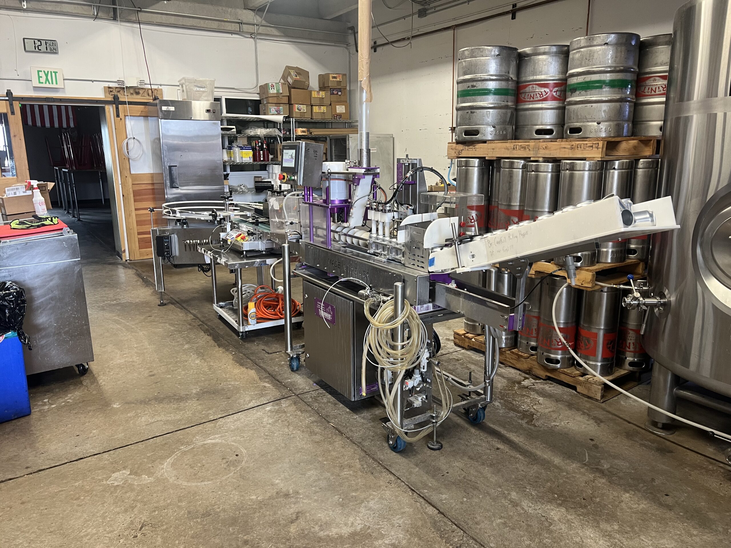 Package : Twin Monkeys Gunnison Canner