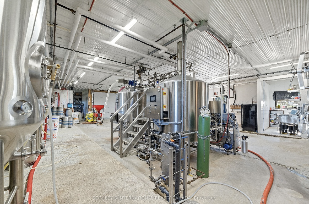 Complete 10BBL Brewhouse with cellar